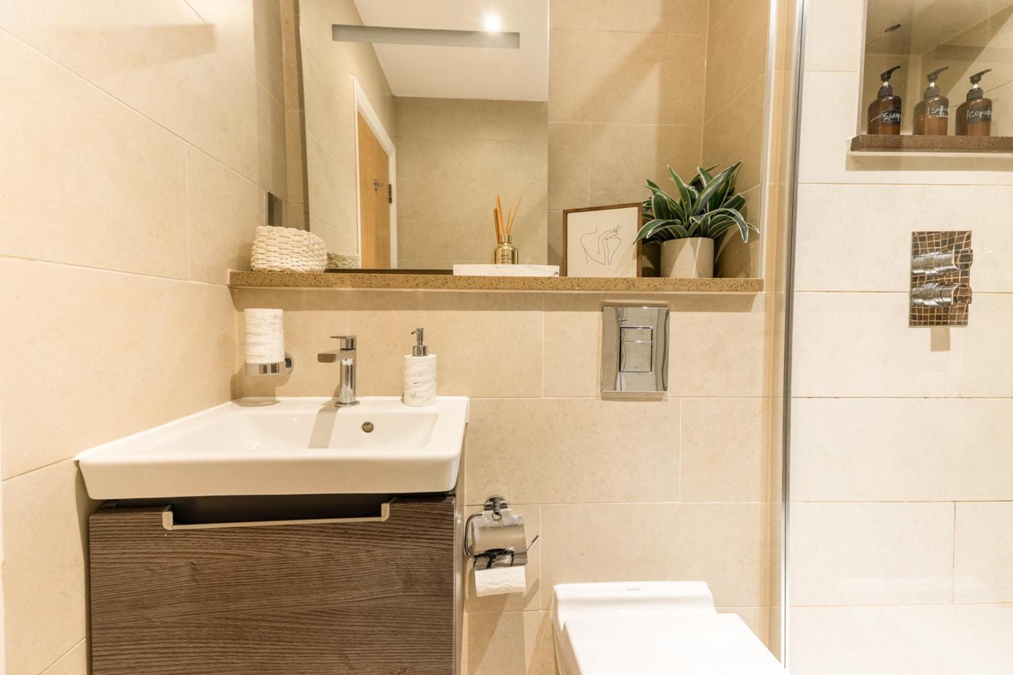 Luxury Apartment In Central London Near Big Ben, Buckingham Palace And London Eye ภายนอก รูปภาพ