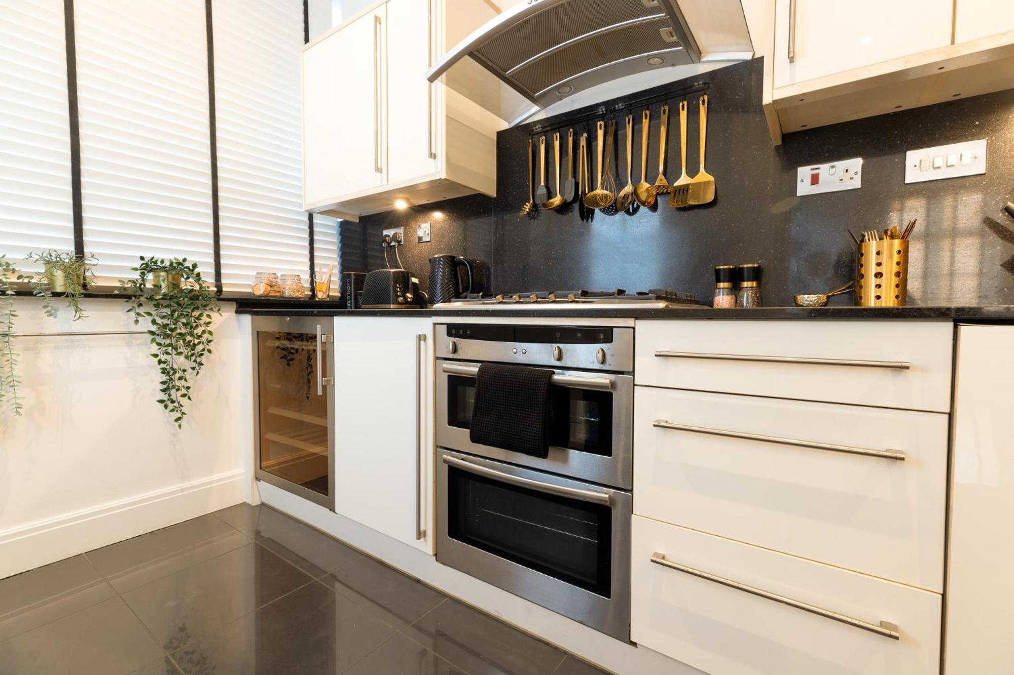 Luxury Apartment In Central London Near Big Ben, Buckingham Palace And London Eye ภายนอก รูปภาพ