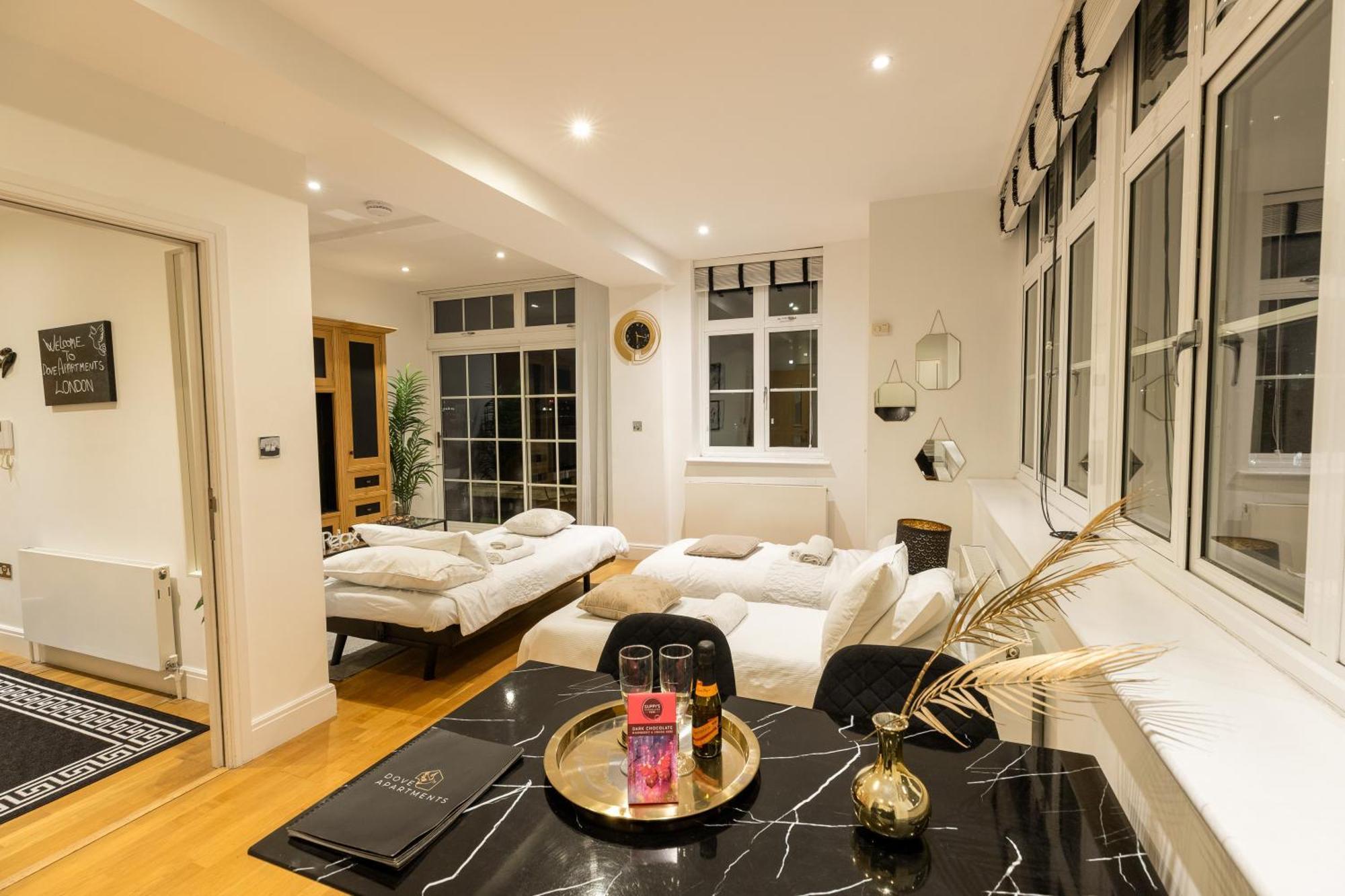 Luxury Apartment In Central London Near Big Ben, Buckingham Palace And London Eye ภายนอก รูปภาพ