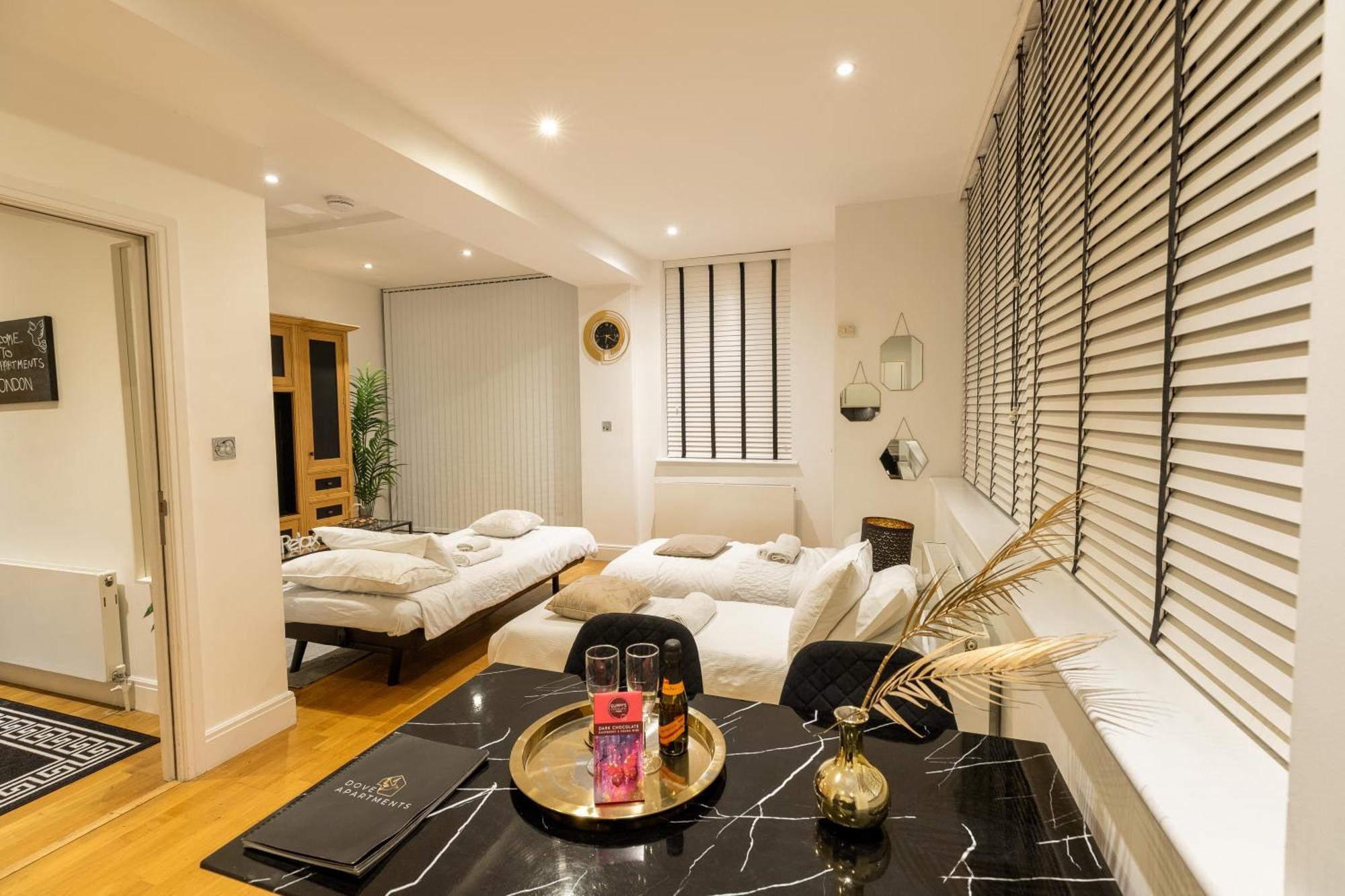 Luxury Apartment In Central London Near Big Ben, Buckingham Palace And London Eye ภายนอก รูปภาพ