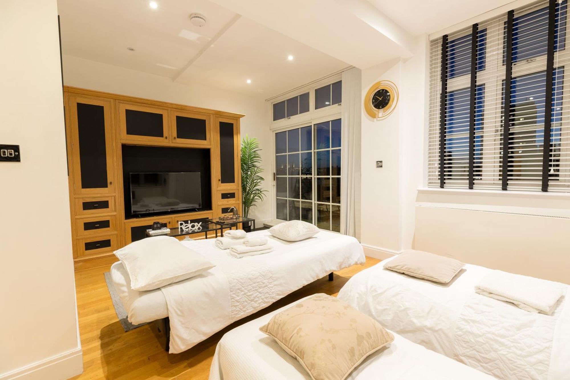 Luxury Apartment In Central London Near Big Ben, Buckingham Palace And London Eye ภายนอก รูปภาพ