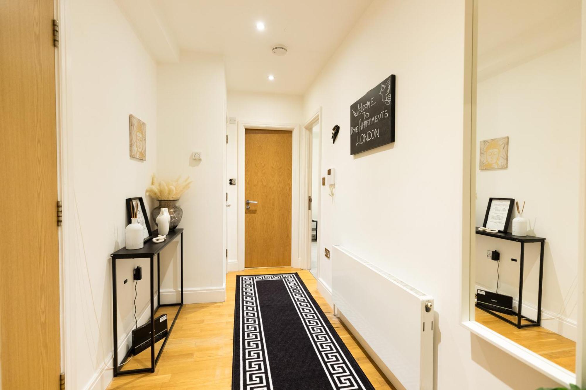 Luxury Apartment In Central London Near Big Ben, Buckingham Palace And London Eye ภายนอก รูปภาพ
